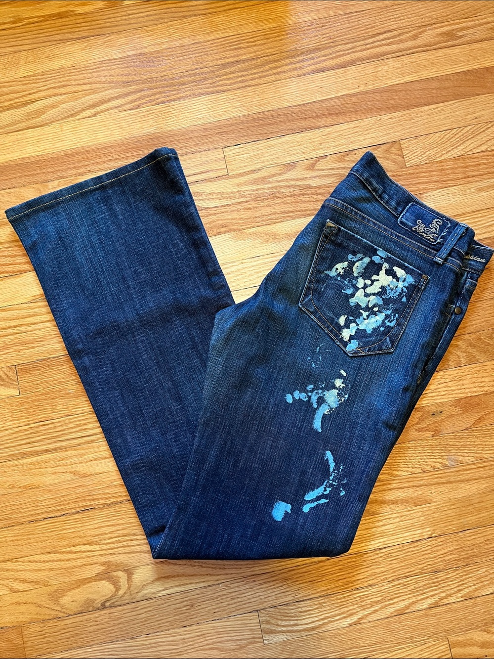 Gold Sign Passion Dark Blue Women’s Jeans with Light Paint Detail size 28